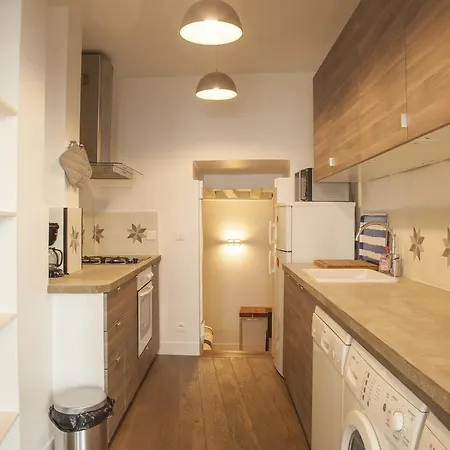 Le Marais, Amazing For 6 *